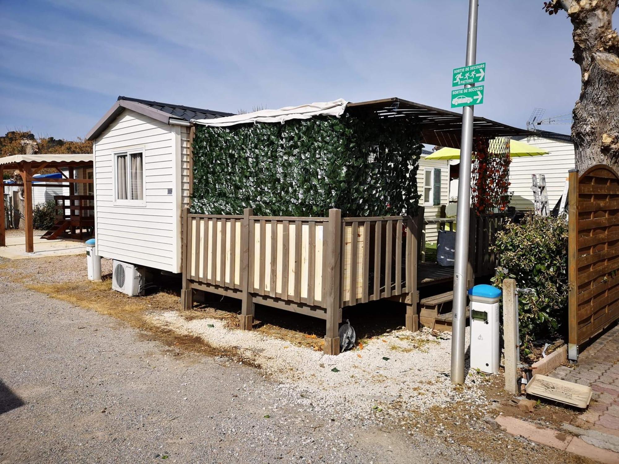 Campingplatz Familiales Dans Avec Piscine Fréjus