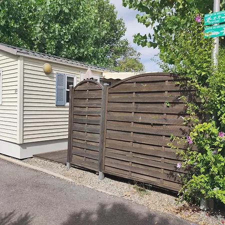 Vacances Familiales Dans Camping Avec Piscine Fréjus Zimmer foto