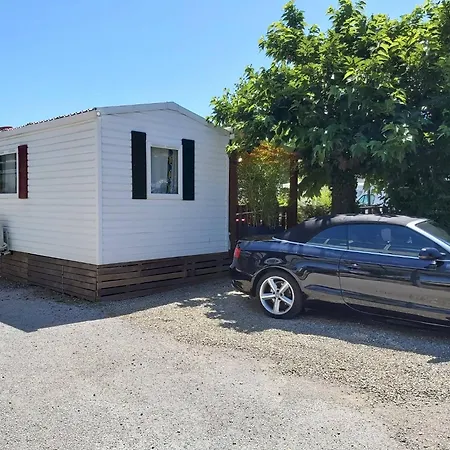Vacances Familiales Dans Camping Avec Piscine Fréjus Exterior foto