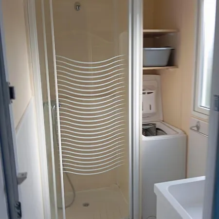 Vacances Familiales Dans Camping Avec Piscine Fréjus Zimmer foto