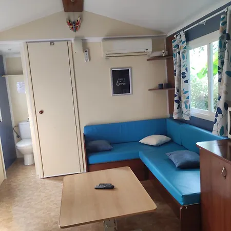 Vacances Familiales Dans Camping Avec Piscine Fréjus Zimmer foto