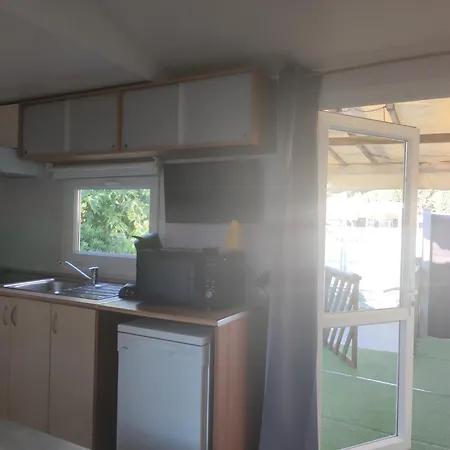 Vacances Familiales Dans Camping Avec Piscine Fréjus Zimmer foto