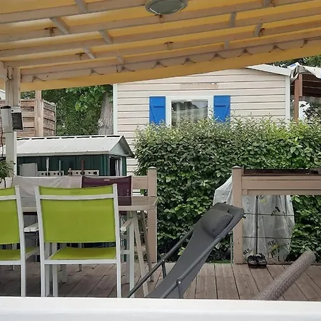 Vacances Familiales Dans Camping Avec Piscine Fréjus Zimmer foto